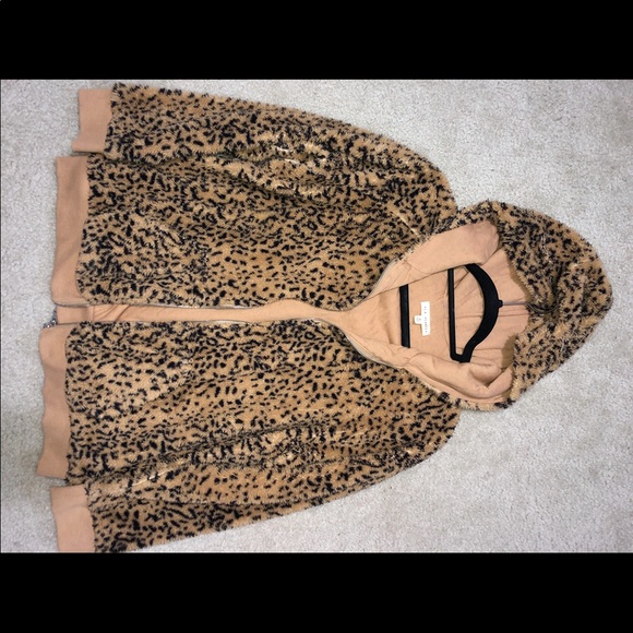 PacSun L.A. Hearts cheetah print fuzzy jacket - Picture 6 of 6